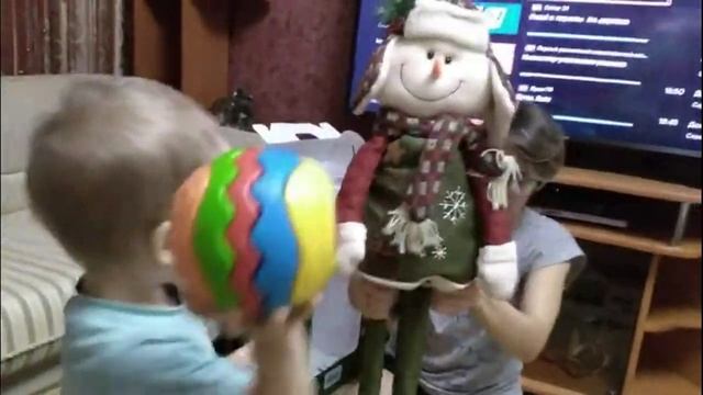 Новогодний подарок. Внучка Полиночка..mp4
