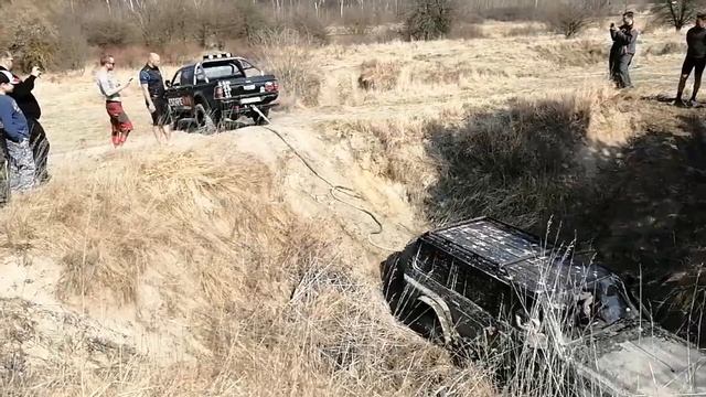 Mitsubishi L200 vs Nissan Patrol | Offroad family weekend Milovice