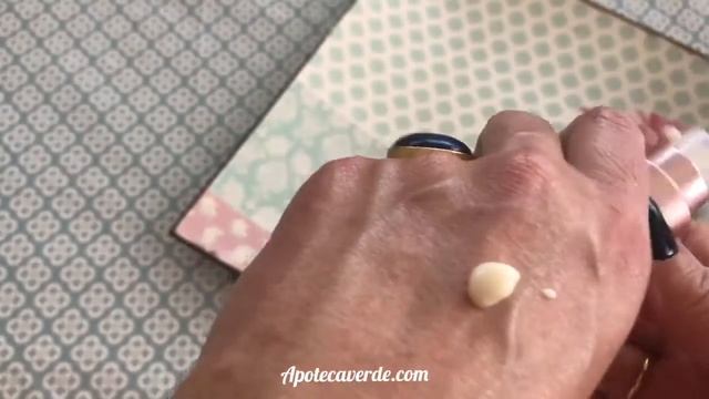 ¿Qué debes saber sobre Caudalie Resveratrol Lift Sérum Firmeza?
