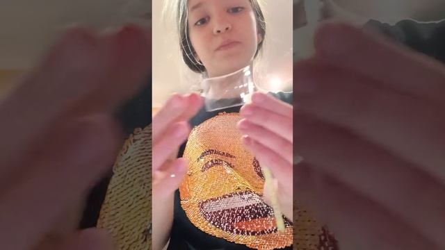 делаю антистресс шарик из скотча # липкий скотч # как надуть скотч😀