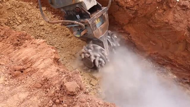 Роторная фреза ROCKWHEEL D20 прокладка траншей