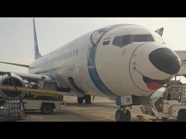 взлет самолета боинг 737 800