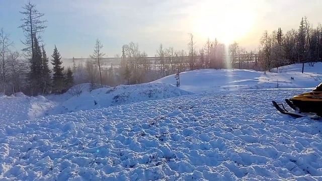 Reindeer Herders of the Yamal / Nomads of the North / Оленеводы гонят стадо северных оленей