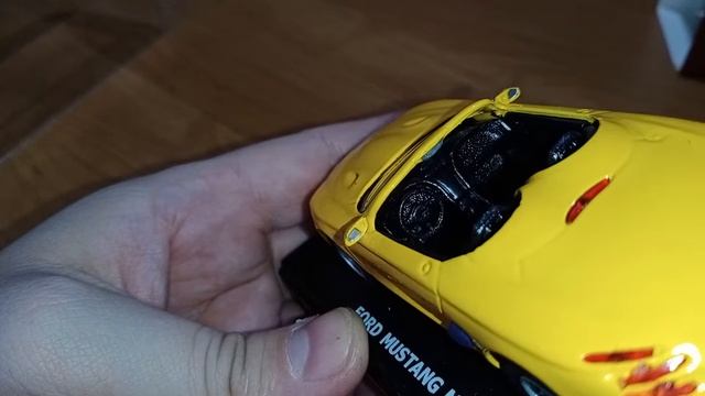 Игрушечная моделька Ford Mustang Mach III.mp4