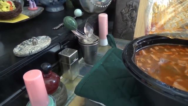 ТОЛЯН ДЕГУСТИРУЕТ САМЫЙ НЕВКУСНЫЙ СУП