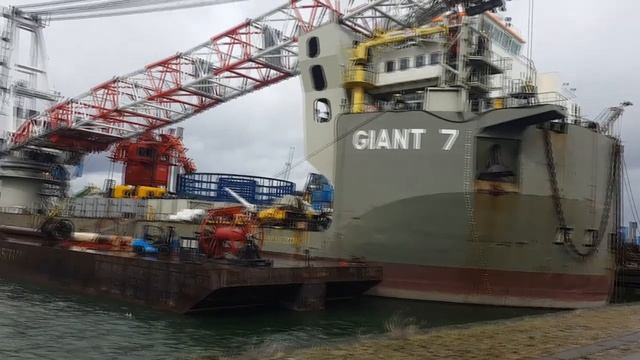 Продолженеие Порт Роттердам   Parkkade Uniport and Offshore Terminals Rotterdam port overview