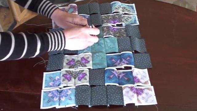 How To Make A Symmetrical Short Irish Chain Quilt Block Panel
