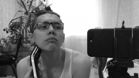 Стрижка под бритву и машинку бороды