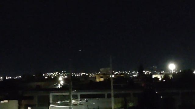 ovnis en Saltillo..2 naves nodrizas 13 agosto 2022...6video
