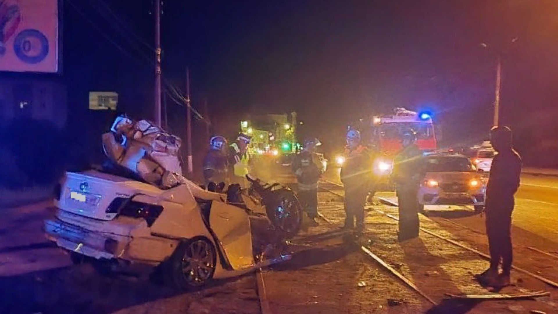 Двое погибли в ночном ДТП в Твери