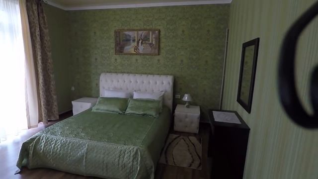 ?? ЭТО КРЫМ или БАЛИ.Как я нашел в Саках отель за 3000 рублей и поел на 350 рублей ?? Крым 2018