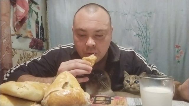 Мукбанг:Домашние Курники с курицей, картошка, лук