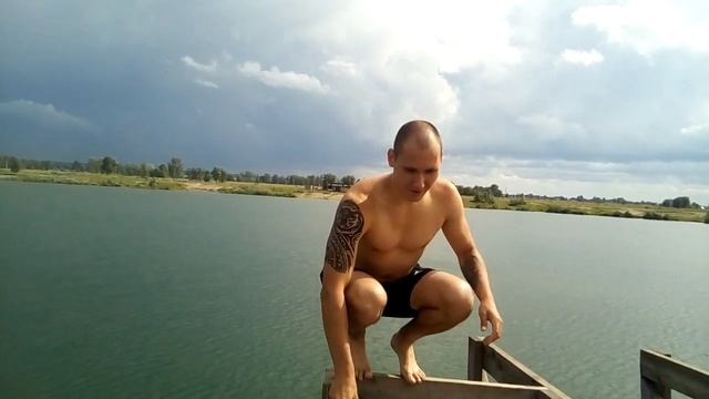 Сальто назад, прыжок в воду, озеро Старица