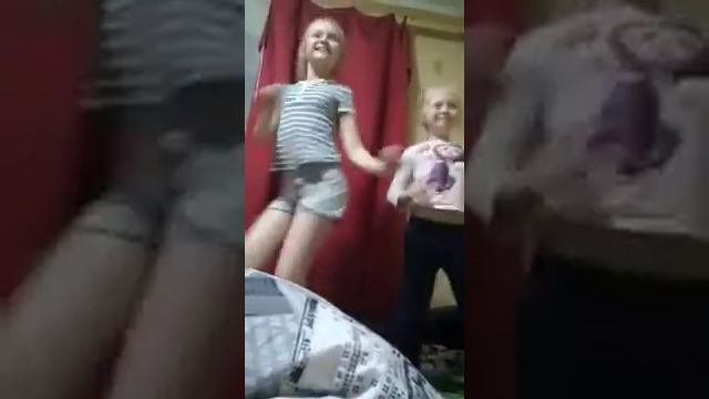 Доплисались что аж зуб выпал смотреть до конца