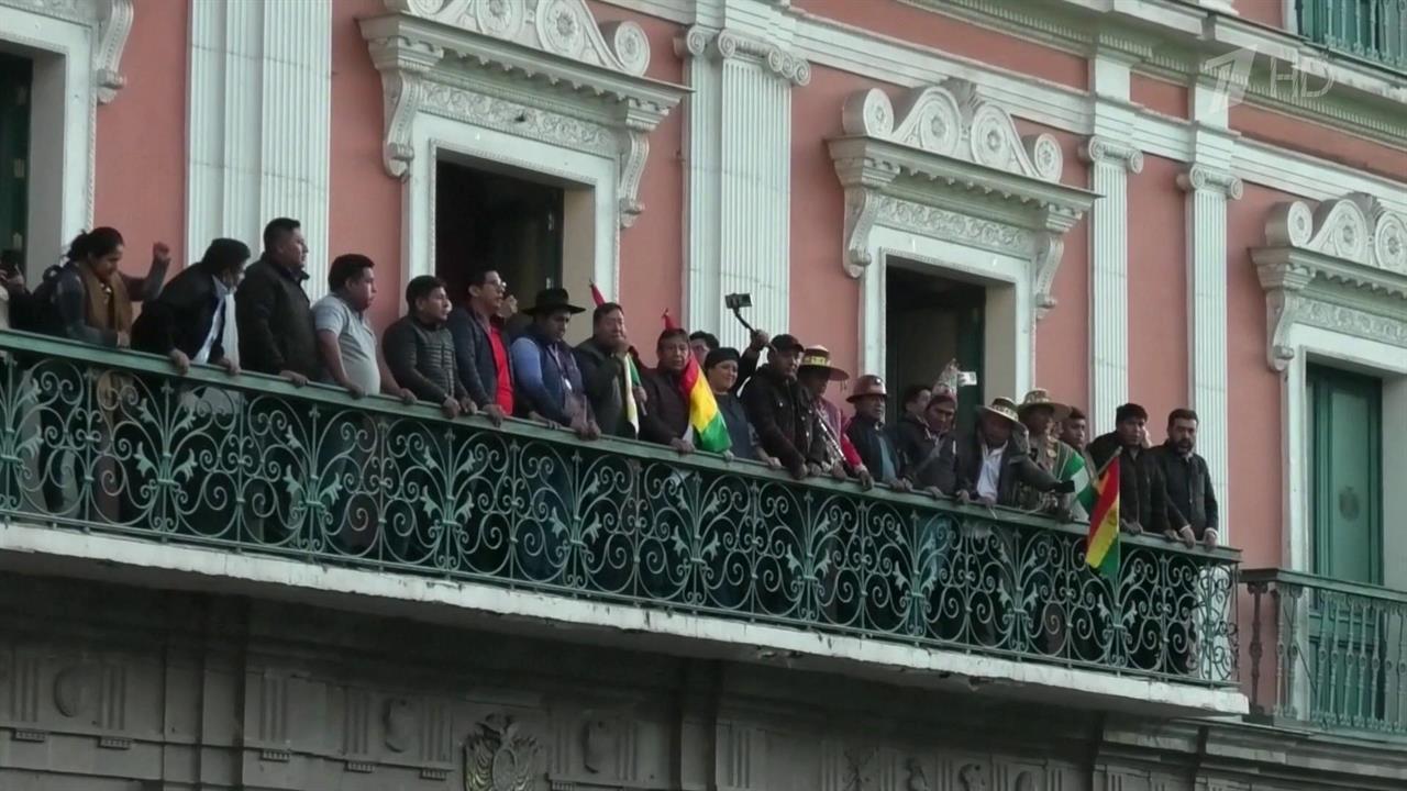 Зачинщиком госпереворота в Боливии стал генерал, снятый с должности командующего армией