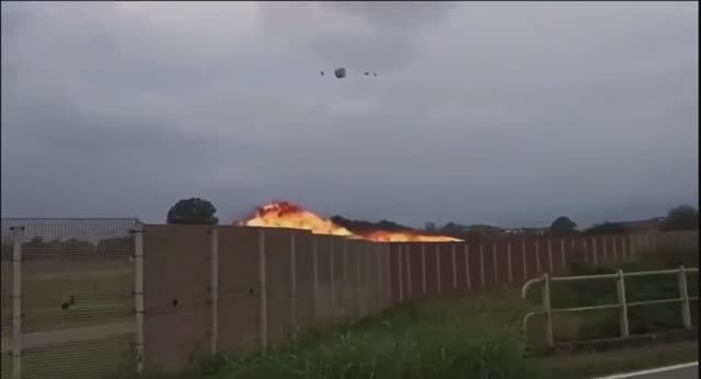 ?Учебно-тренировочный самолет Aermacchi MB-339 ВВС Италии разбился вскоре после взлета
