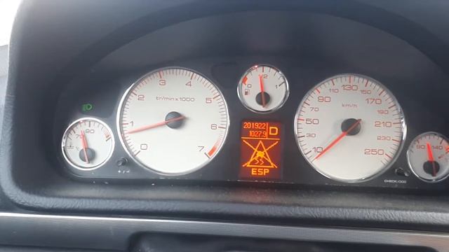 Пежо 407 плавают обороты