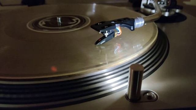 Technics SL-1700 mk2 strobe leds replaced
