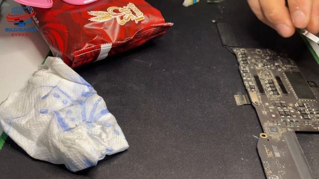 Macbook Pro 2017 SSD Yükseltme Ve Genel Bakım