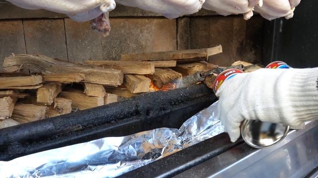 запеченная курица на дубовых дровах - корейская уличная еда