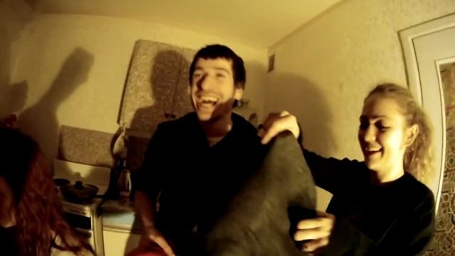 конь в пальто