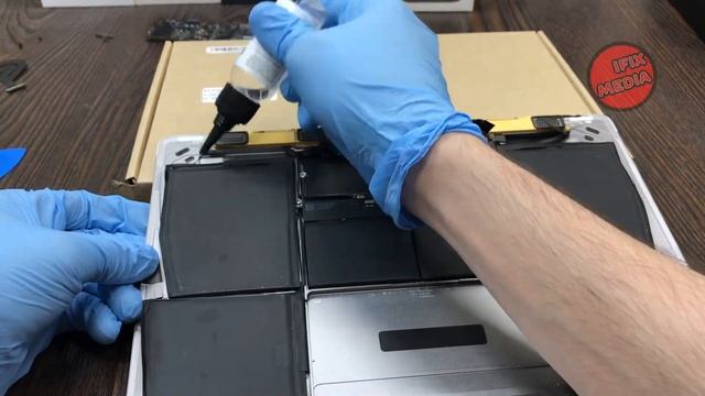 Retina Macbook 2017 Battery Replacement