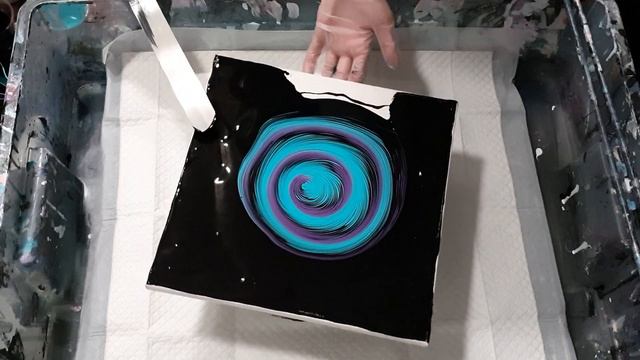 Acrylic pouring ~ Stunning ring pour with just 3 colors! Acrylic pouring abstract art.