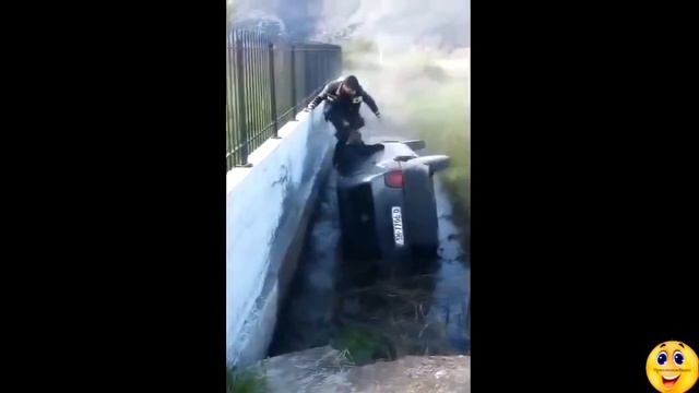 Смешные приколы про людей Смешные случаи из жизни.mp4