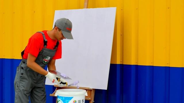 Нанесення декоративної штукатурки «короїд»