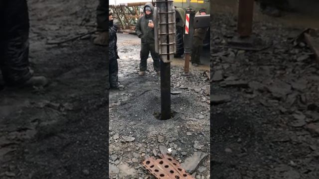 Закручиваем сваю в скальный грунт
