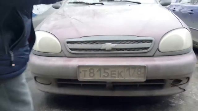 Гениальное изобретение Виктора Зотина. Щетка с пластиковой бутылкой для мойки номеров ТС.