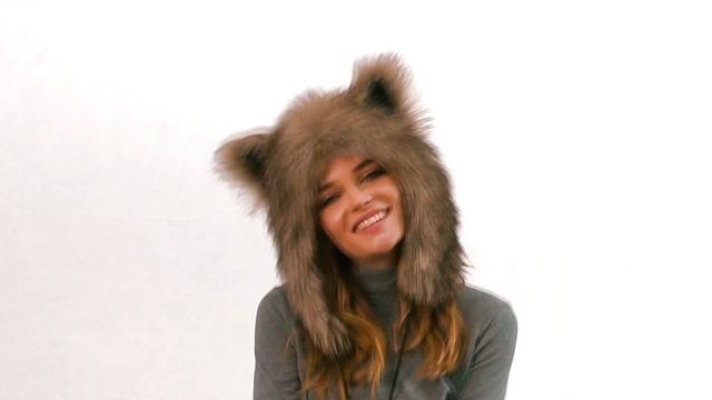Женская зверошапка  Волк с помпонами из искусственного меха от Animal-hoods.ru