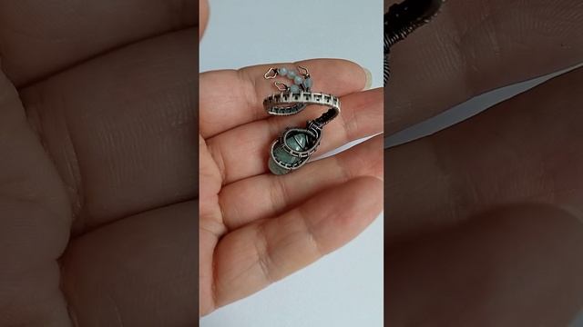 кольцо с аквамарином серебро wirewrap