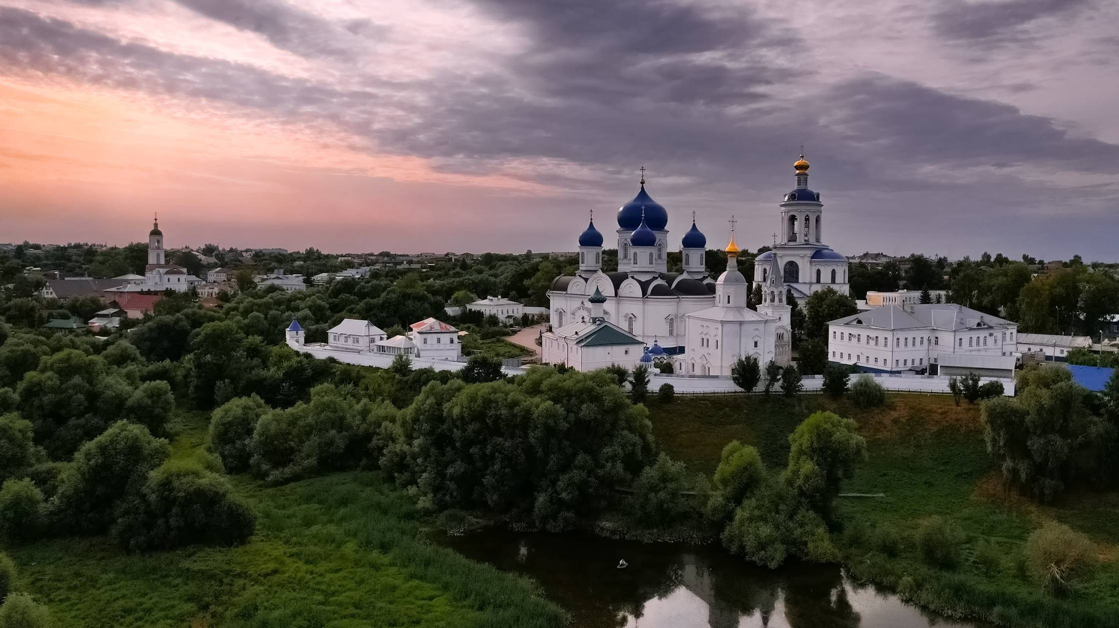 Владимир.  Свято- Боголюбский монастырь