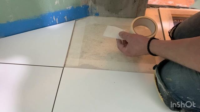 Видео урок: как вырезать сложную деталь из керамогранита с помощью шаблона из малярного скотча