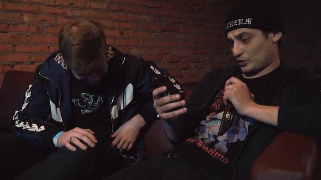 ПСАЙБОЙ 15 МИНУТ ПЫТАЕТСЯ ВЗЯТЬ ИНТЕРВЬЮ | КУБОК МЦ: DA SHIFT (BACKSTAGE)