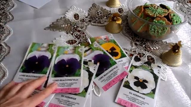 Распаковка семян ,,Анютины глазки,, . Скоро будем сажать -).