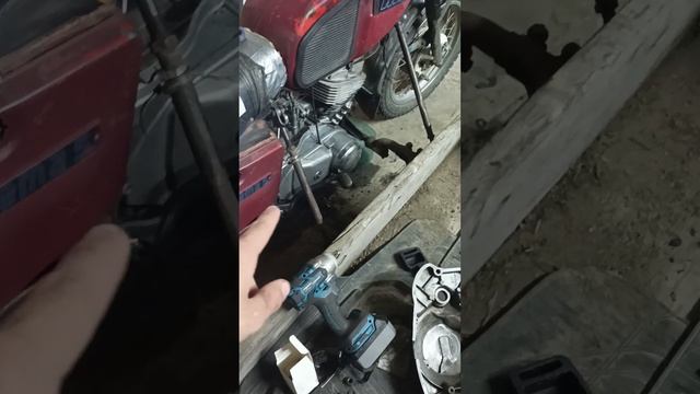 Новый мотоцикл, новые проблемы (ИЖ из хлама) 1 часть