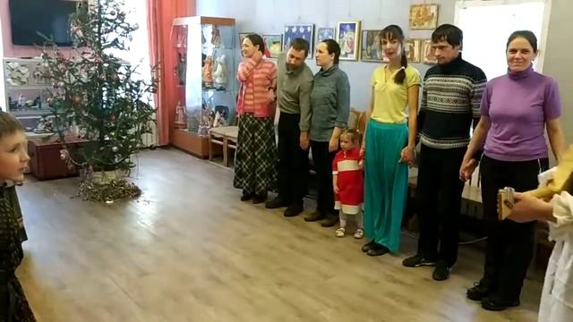 Сеяли девушки яровой хмель
