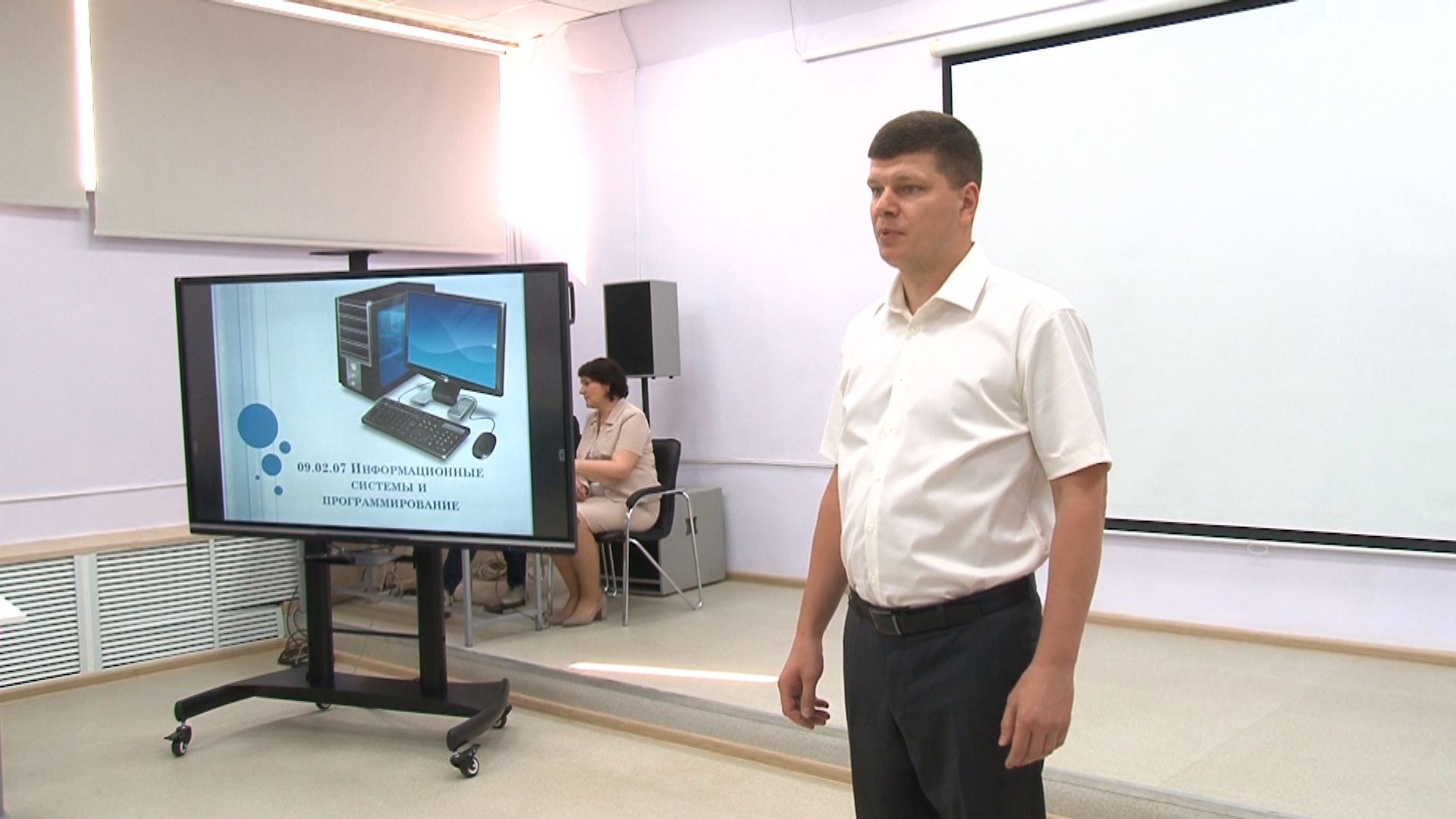 Филипп Ефанов встретился со студентами-выпускниками техникума