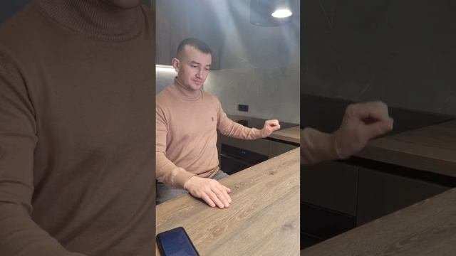 стык плитки с столешницей
