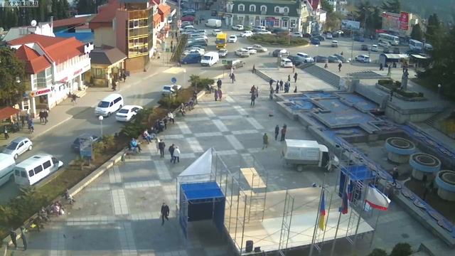 Вебкамера "Площадь Советская". Запись 16.03.2017 17:00:04