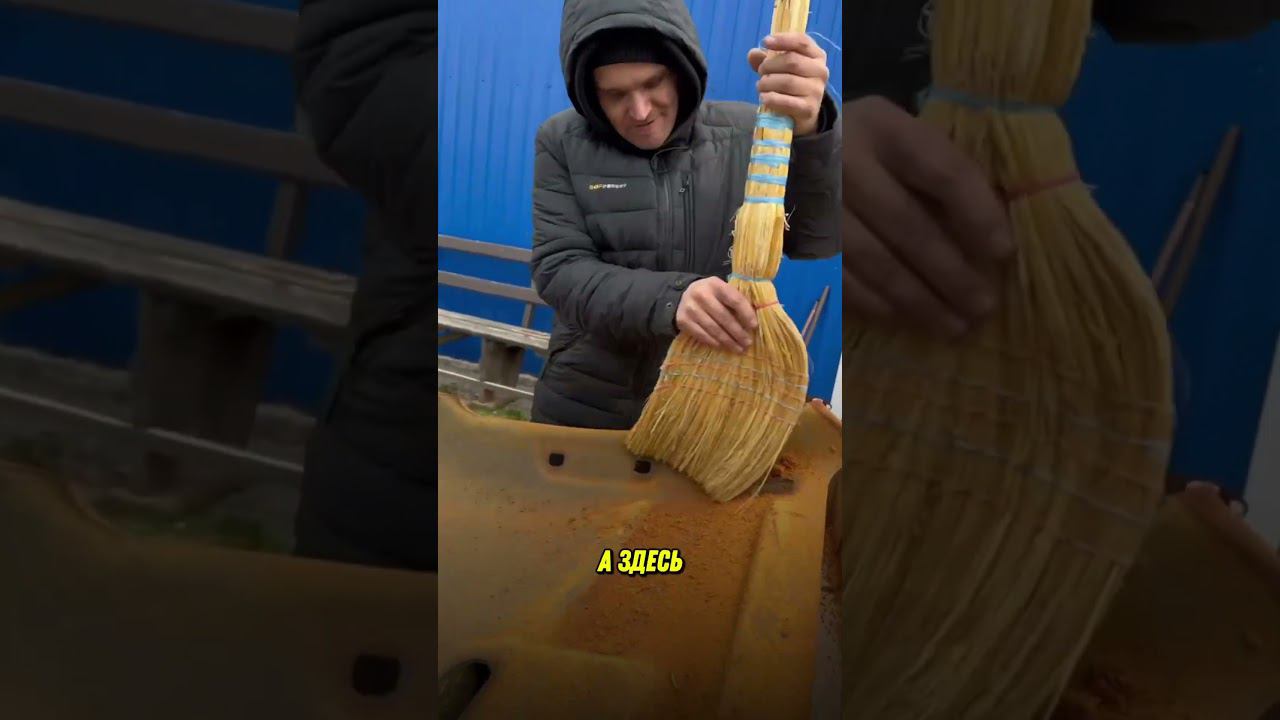 Как быстро снять старый клей, когда ты переклеиваешь потолок?