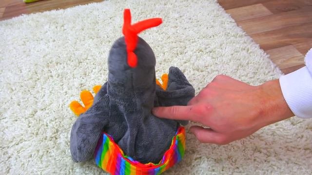 Софушка и её единорожка - забавные истории про игрушки Sofushka Show