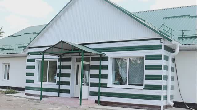 Специалисты региона-шефа завершили ремонт еще одной школы в Антрацитовском муниципальном округе