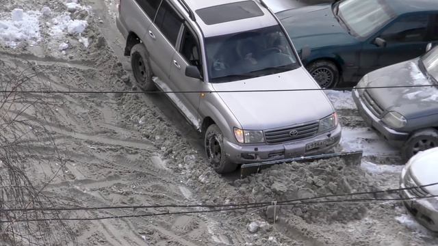 УБОРКА СНЕГА в Самаре на Крузаке. Самара 08.02.2018 САМАРСКОЕ ВИДЕО