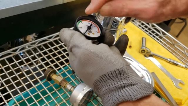 La Pavoni Lever Espresso Machine: How to reset a Pressure Gauge