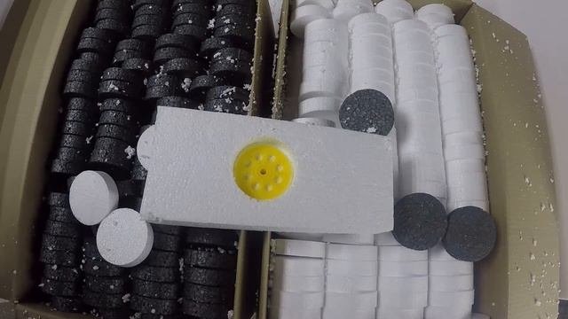Пінопластові заглушки для системи утеплення фасадів.