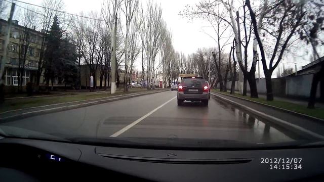 Взаимовежливые водители на дороге!