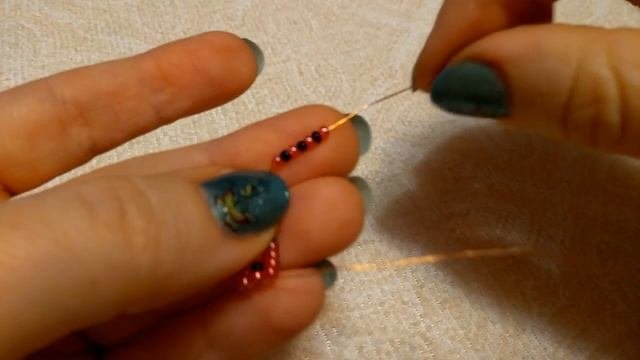 Божья коровка из бисера, бисероплетение, поделки из бисера. Ladybug Beaded, Beading